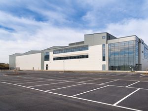 Supporting image for story: State-of-the-art £90m ASOS site opens