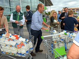 Supporting image for story: Watch: Police called as Shropshire dairy farmers take milk protest into stores