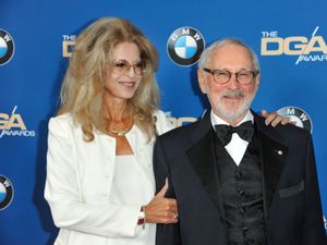 Supporting image for story: Moonstruck star Cher thanks late director Norman Jewison for happiest experience