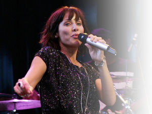 Supporting image for story: Natalie Imbruglia talks ahead of Birmingham gig