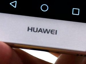 Supporting image for story: The Mate 20 Lite is Huawei’s new mid-range phone