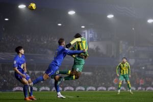 EDITORIAL USE ONLY. No use with unauthorized audio, video, data, fixture lists, club/league logos or 'live' services. Online in-match use limited to 120 images, no video emulation. No use in betting, games or single club/league/player publications