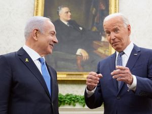 Supporting image for story: Biden speaks with Netanyahu as US pushes for ceasefire