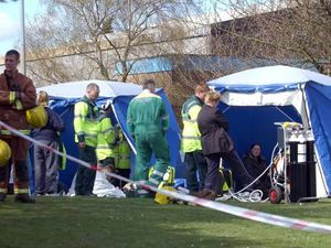 Supporting image for story: Safety probe after chlorine gas leak