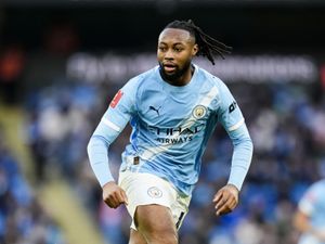 Supporting image for story: Eddie Howe rues Carabao Cup rule change as Newcastle prepare for Antoine Semenyo