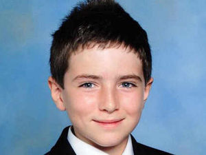 Supporting image for story: Tragic Liam Keeling's family in meningitis alert