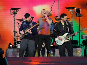 Supporting image for story: Coldplay begin Wembley Stadium run by thanking crowd for ‘letting us come home’