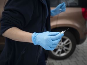 Supporting image for story: Children and pregnant women in England to start receiving flu vaccinations