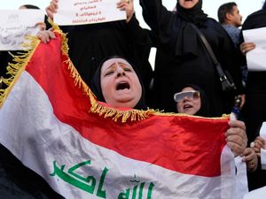 Supporting image for story: Iraq passes Bill that critics say legalises child marriage