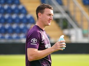 Supporting image for story: Harry Brook frustrated with England batting in ODI series defeat by New Zealand