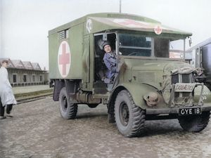 Supporting image for story: Colourised photos of British Red Cross D-Day volunteers revealed