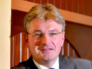 Supporting image for story: 'We can't go to the beach': MP says Welsh Government is undermining coronavirus message