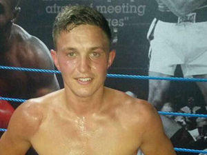 Supporting image for story: Tommy Loach looks to make a splash