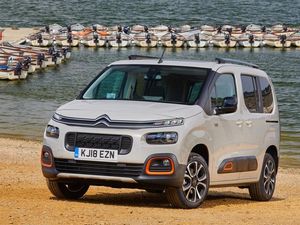 Supporting image for story: Prices announced for new Citroen Berlingo and Peugeot Rifter