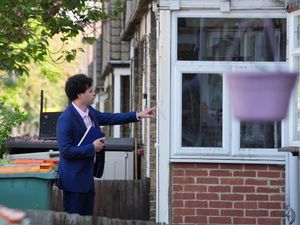 Supporting image for story: Police focus on 400 homes as search to find mother of abandoned babies continues