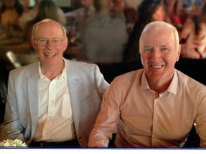 Supporting image for story: Araf the giraffe comes to Oswestry