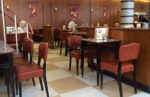 The Kardomah cafés were a chain of coffee shops in the UK and Paris. In Birmingham, it was near Snow Hill and on New Street. (Photo - Vouliagmeni/ Creative Commons Attribution-Share Alike 4.0 International license.) | Vouliagmeni/ Creative Commons Attribution-Share Alike 4.0 International license.