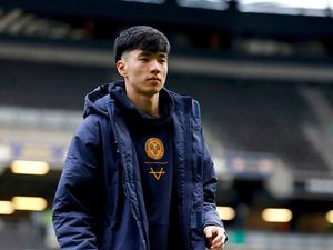 Supporting image for story: From non-league to Shrewsbury Town: Michael Appleton tips Isaac Lee to shine at Salop