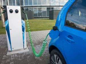 Supporting image for story: Pace of electric vehicle transition could ‘devastate’ car industry – trade body