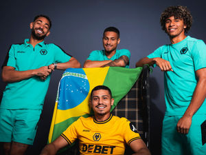 Supporting image for story: Departing Wolves star gifts Brazilian team-mates Rolex watches