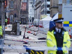 Supporting image for story: David Moyes says solidarity across the city makes Liverpool a ‘special’ place