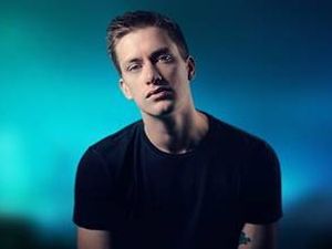 Supporting image for story: Daniel Sloss to bring X tour to Birmingham