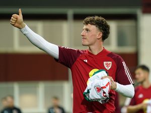 Supporting image for story: Wrexham poised to break club transfer record for Nathan Broadhead – reports