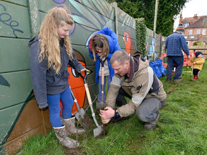 Supporting image for story: Lara puts words into action with Bridgnorth planting session