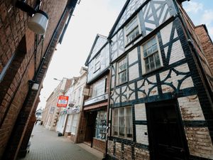 Supporting image for story: Flats plan for 17th Century Bridgnorth home criticised as ‘damaging’