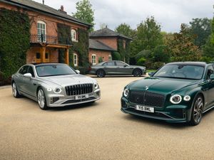 Supporting image for story: Bentley celebrates 60 years of four-door saloons with three special Flying Spurs