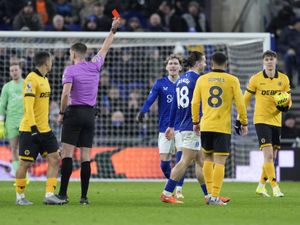 Supporting image for story: Michael Keane and Jack Grealish sent off as Everton are held by Wolves
