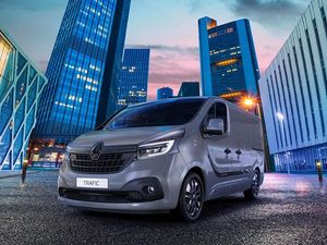 Supporting image for story: Renault introduces stylish Black Edition to Trafic van range