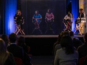 Supporting image for story: Students attend ‘world’s first’ live hologram lecture at Imperial College London