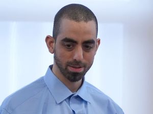 Supporting image for story: Sir Salman Rushdie trial: Injured man ‘initially thought attack was a prank’