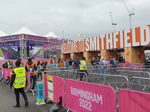 Supporting image for story: Loud crowds, fast action and warm welcome as Games roll on