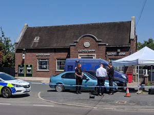 Supporting image for story: Robbers flee with cash after Telford bank delivery raid