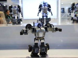 Supporting image for story: CES 2020: The strangest gadgets from the tech show