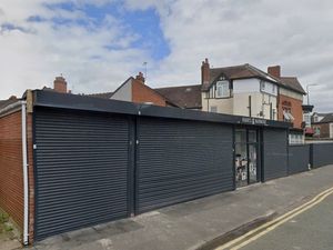 Supporting image for story: Smethwick backyard barbershop built illegally loses battle to remain open