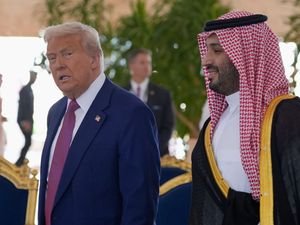 Supporting image for story: Saudi crown prince welcomes Trump to kingdom as he begins Middle East tour