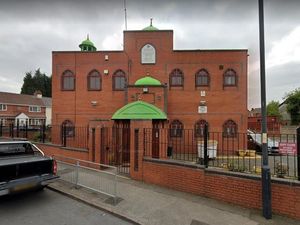 Supporting image for story: Mosque expansion plans put forward in Darlaston