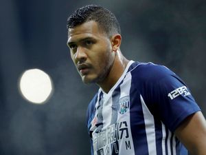 Supporting image for story: Alan Pardew hoping to spark scoring streak from Salomon Rondon