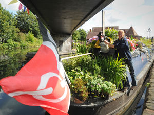 Supporting image for story: All aboard for festival of fun on the canals