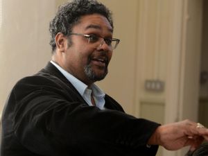 Supporting image for story: Call for reform of police stop and search as data shows black people much more likely to be stopped