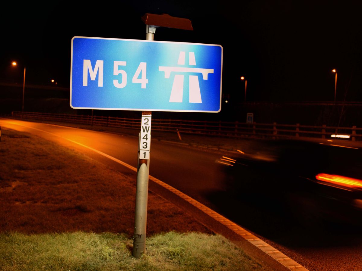 Three fire crews responds as crash reported on M54