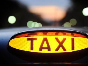 Supporting image for story: Taxi windows policy to be discussed by council