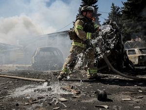 Supporting image for story: Nato to deliver more military aid to Ukraine after Dutch minister announces deal