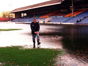 Supporting image for story: Former Shrewsbury Town groundsman and Shropshire cricketer Brian Perry passes away