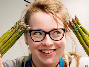 Supporting image for story: Bridgnorth farm shop stocks homegrown asparagus a week early