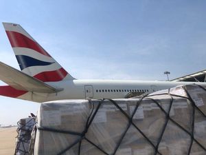 Supporting image for story: BA flying oxygen cylinders to India