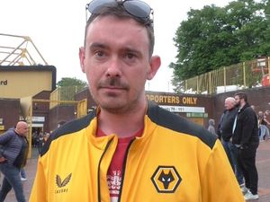 Supporting image for story: 'This team needs a major rebuild!' Wolves fans disappointed following Norwich draw - WATCH 